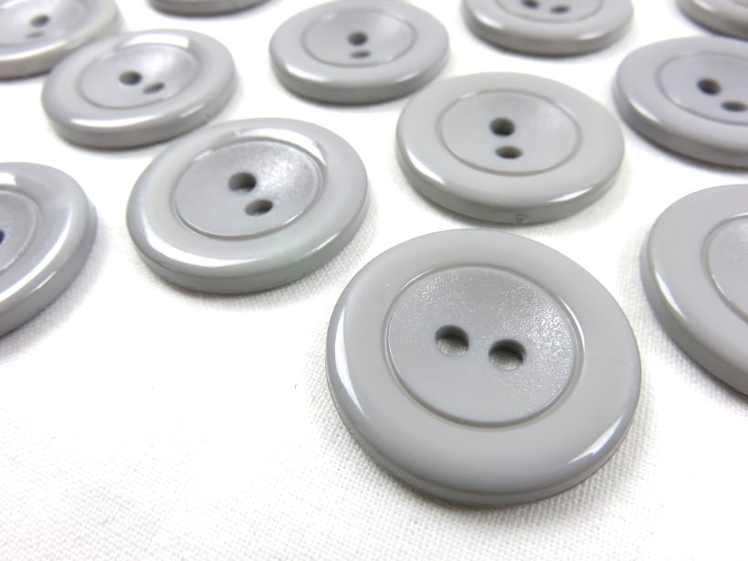 K002 Plastic Button 30 mm grey