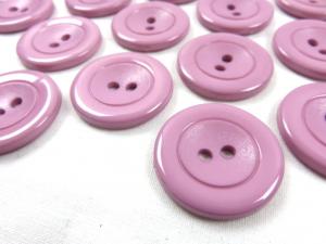 K002 Plastic Button 30 mm purple