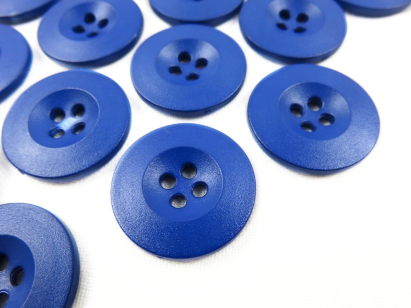 K008 Plastic Button 20 mm Basic blue