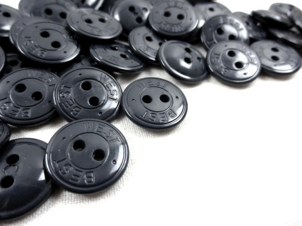 K030 Plastic Button 15 mm Best West dark grey