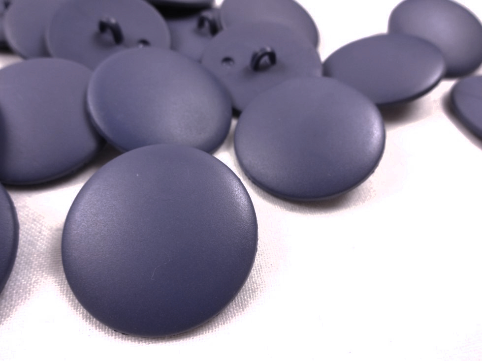 K033 Plastic Button Basic 30 mm dark purple