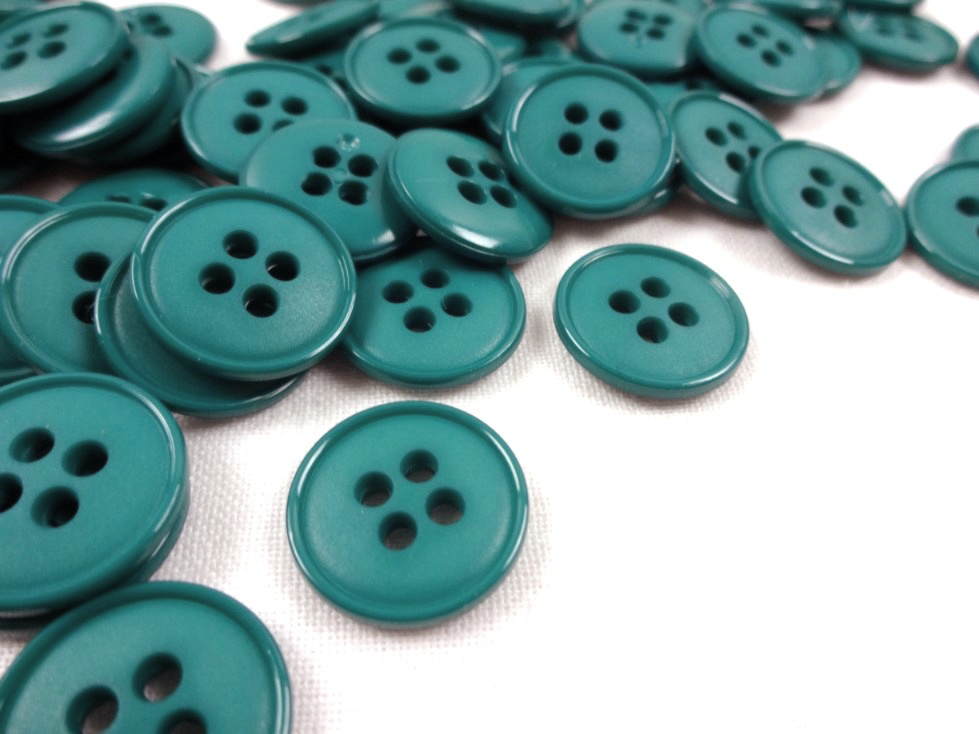 K037 Plastic Button 15 mm Basic green
