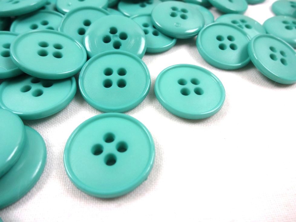 K037 Plastic Button 20 mm Basic green