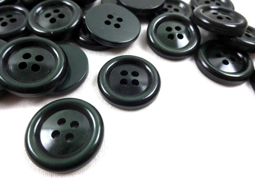 K090 Plastic Button 20 mm melange dark green