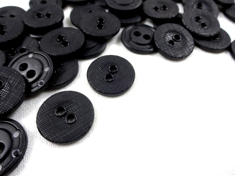K242 Plastic Button 15 mm black
