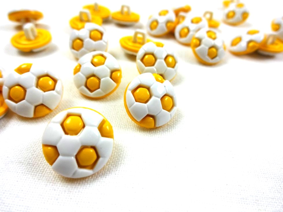 K312 Plastic Button Football yellow