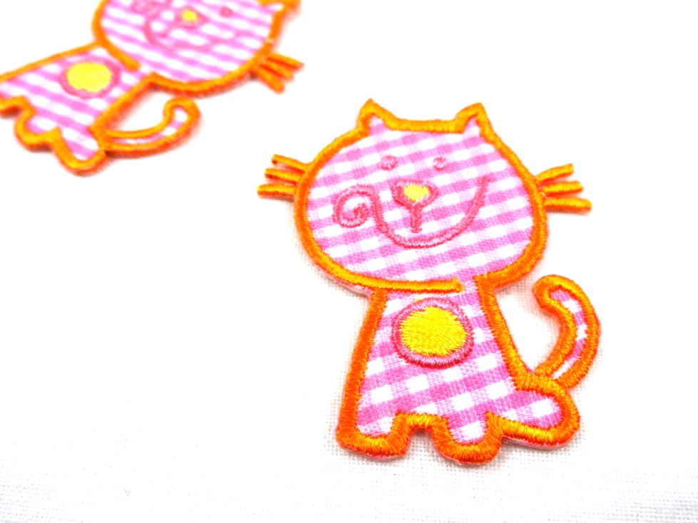 M217 Iron-On Patch Cat pink