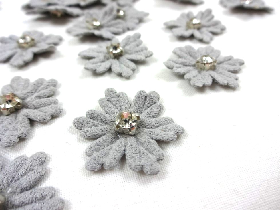 M359 Application Flower with Stone grey