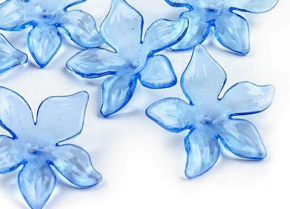 P239 Plastpärlor Blomma 29 mm blå (20 st) **