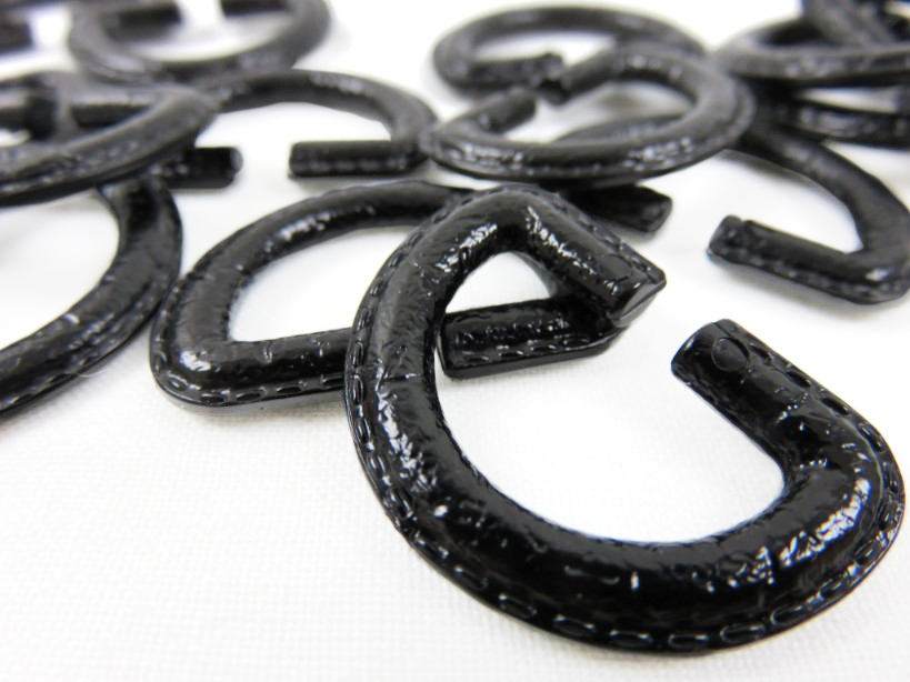 S362 D-ring plast svart 20 mm