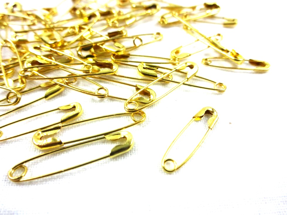 S525 Safety Pins Brass (50 pcs)