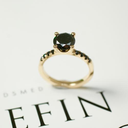 Queen (2,18 ct)