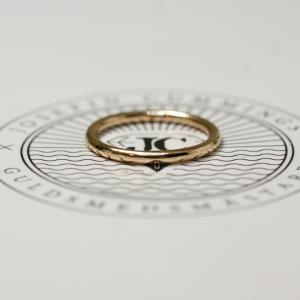 Thin Ring Shiny 18 K