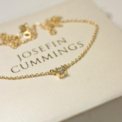 Delicate Diamond Necklace (0,15 ct)