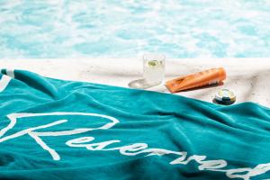 Reserved Solstolsbadlakan