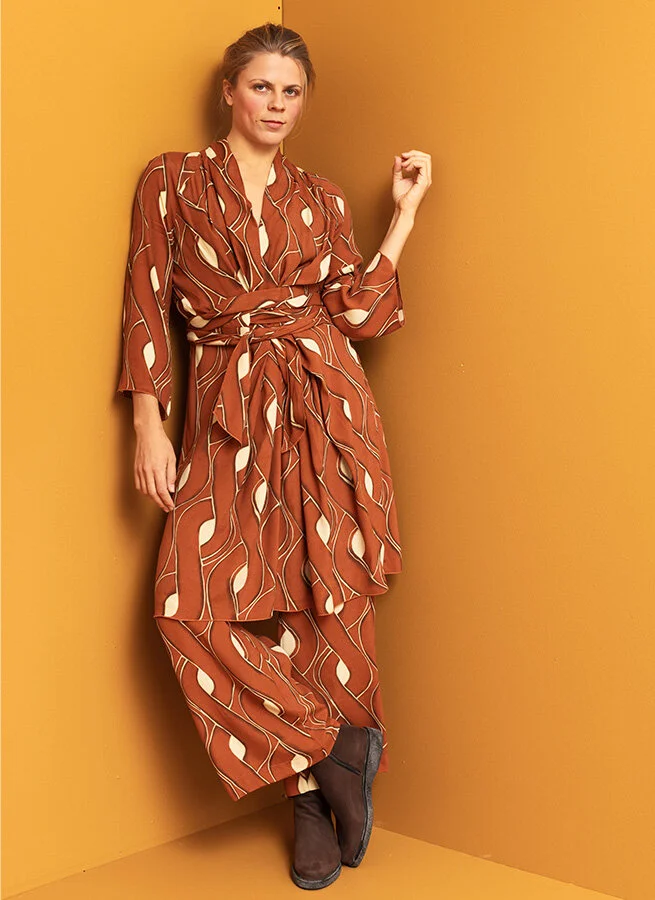 ALBA viskosklänning Kringla