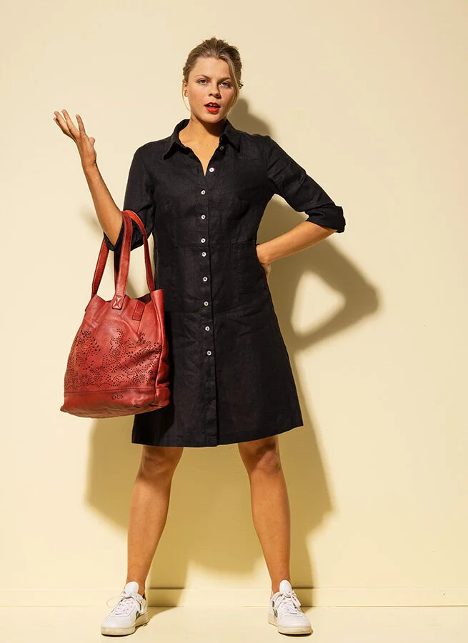 ALVA linneklänning Svart