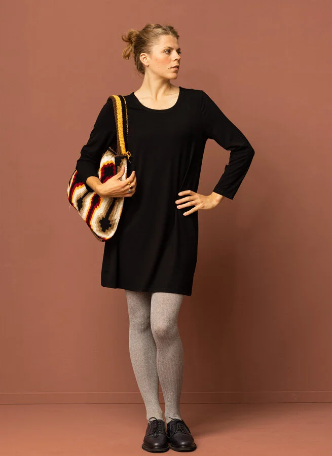 BAM stretchklänning Svart