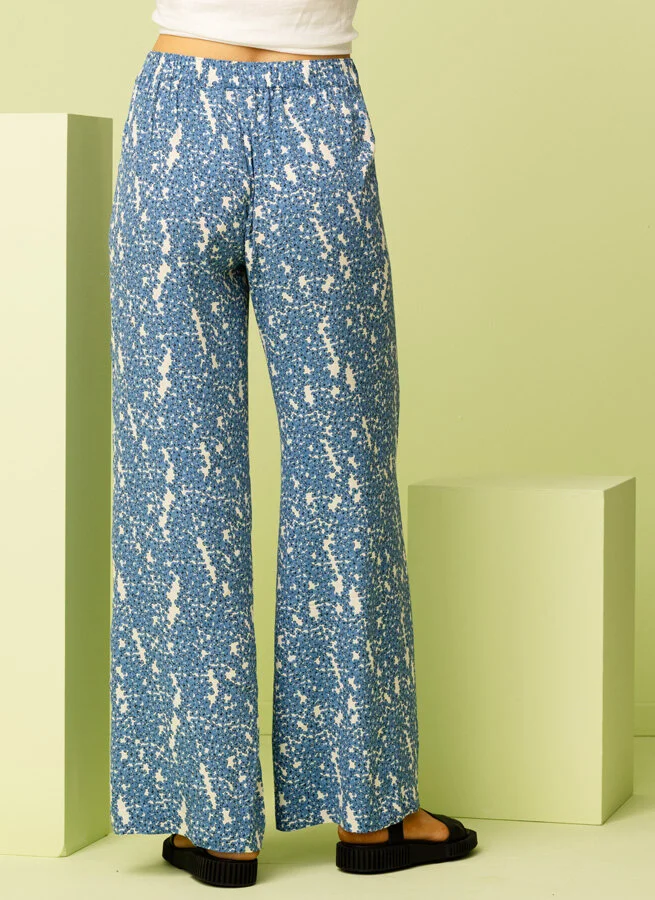 BEATA viskosbyxa Blå Blom