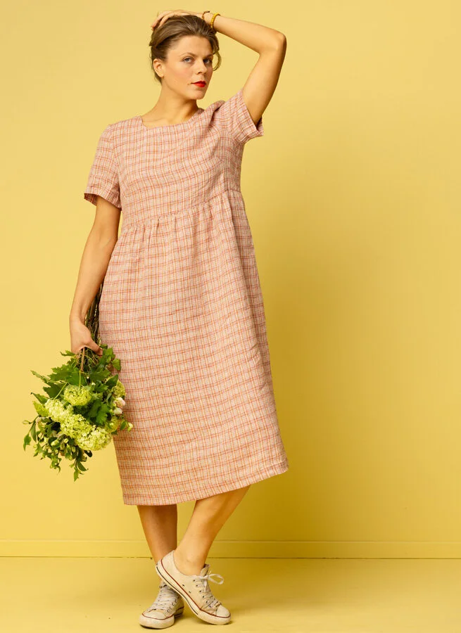 BRI linneklänning Röd Ruta