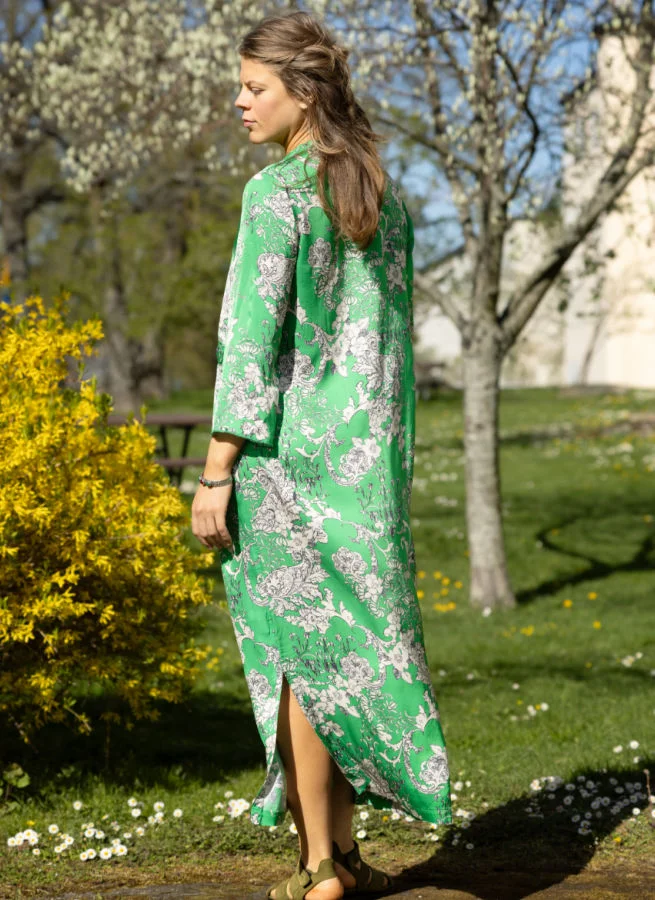 DAILA viskosklänning Japan grön