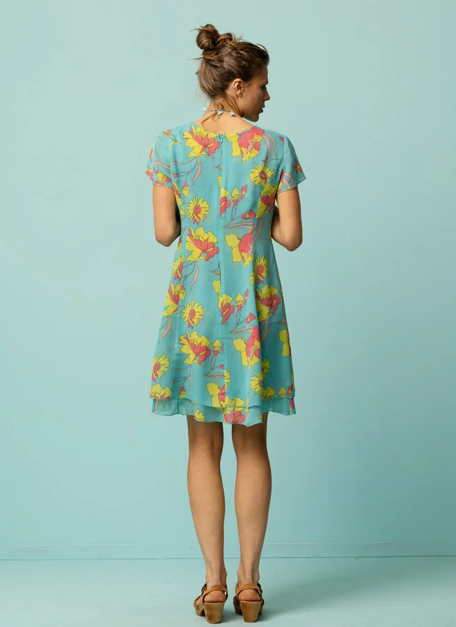 DOLLY viskosklänning Turkosblommig