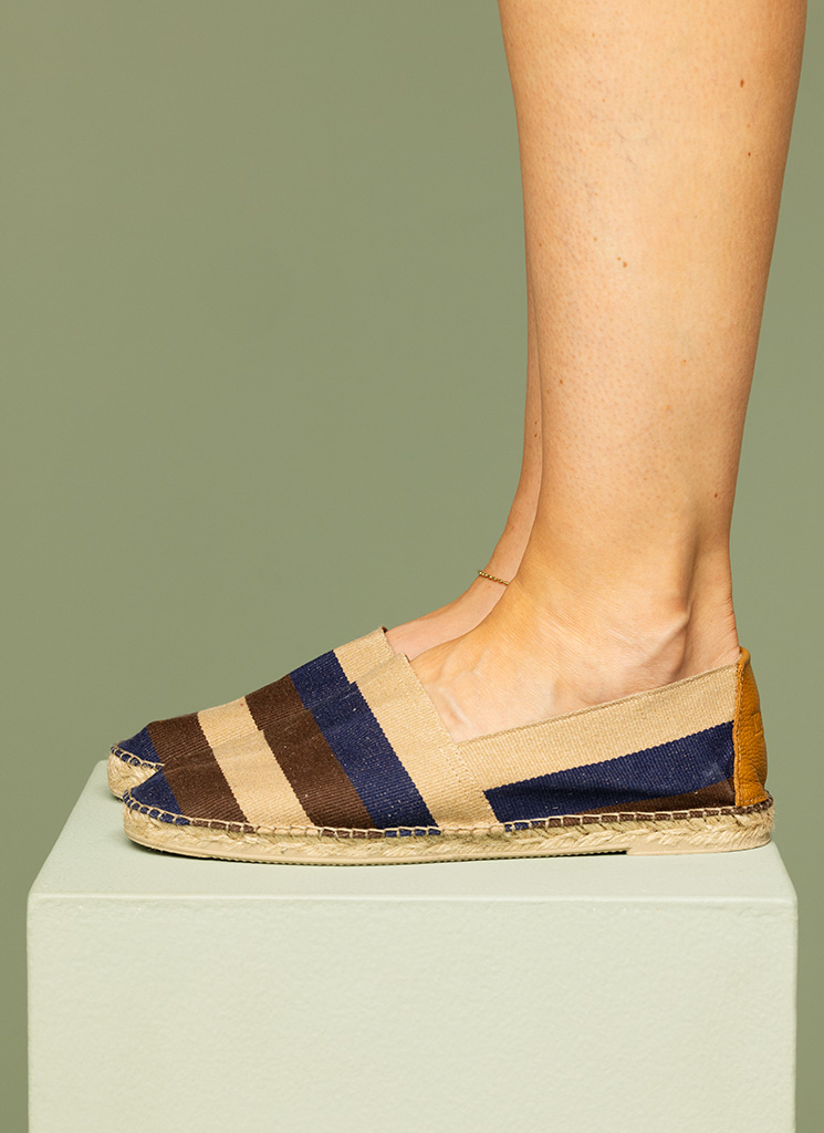 Randiga espadrillos tyg