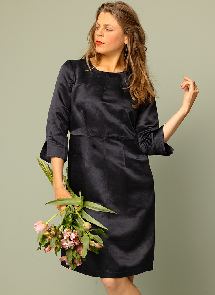 ESTRI klänning Dk Blue