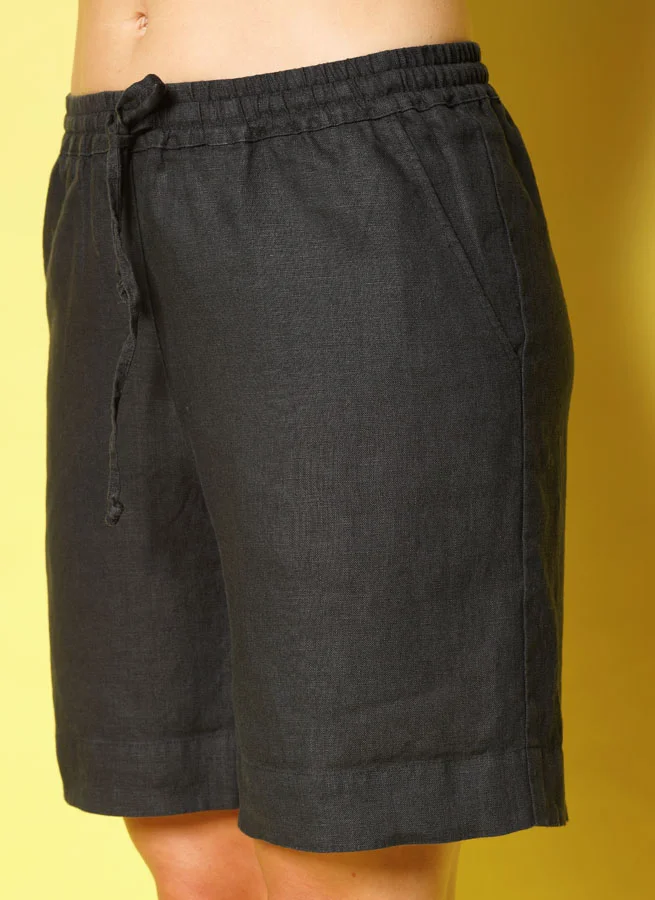KATLA linneshorts Svart