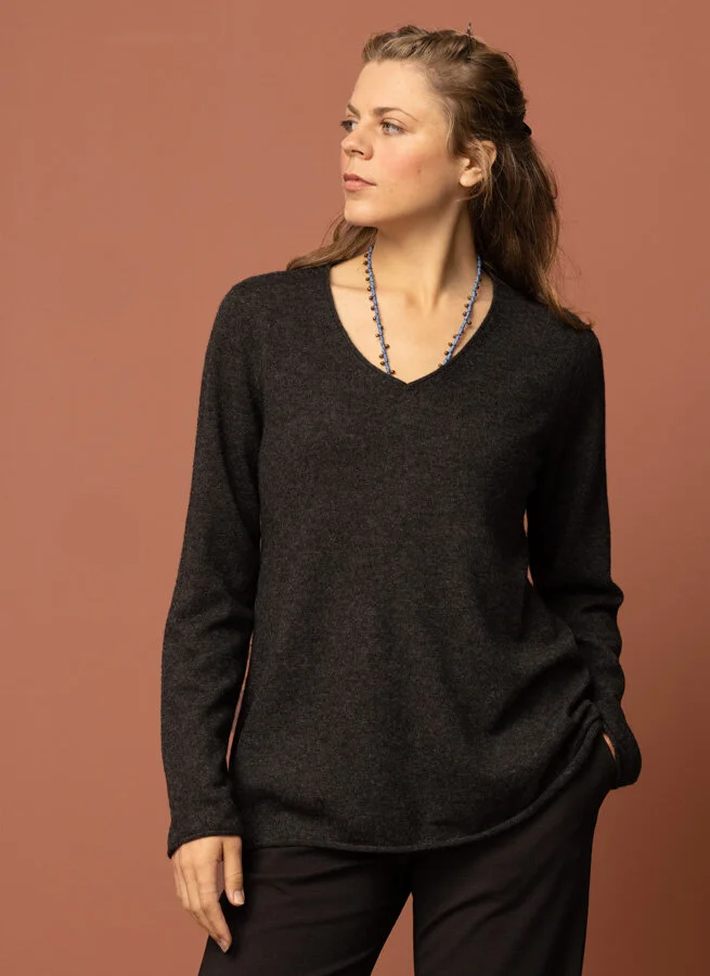 LUNA ulltröja Cinders