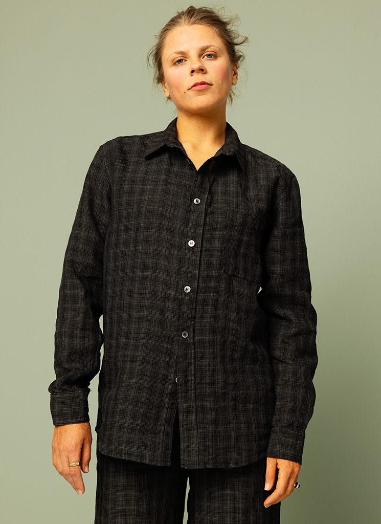 MAX Men's Shirt Black Tartan