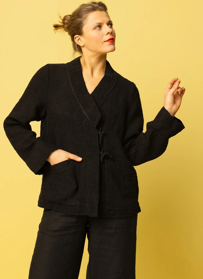 NIA linnejacka Bubbel Svart