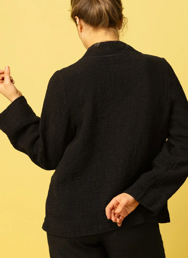 NIA linnejacka Bubbel Svart