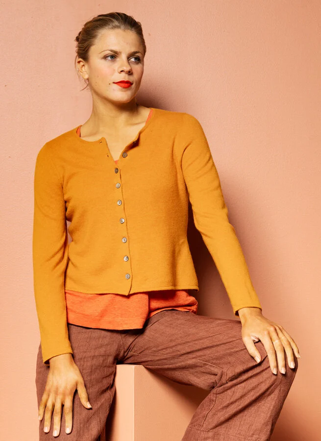 NIKOLINA Merinokofta Orange