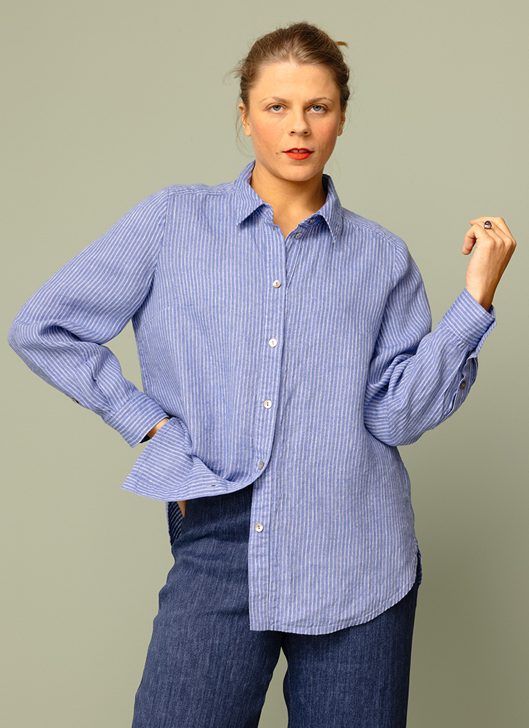 NINA linneskjorta blå rand