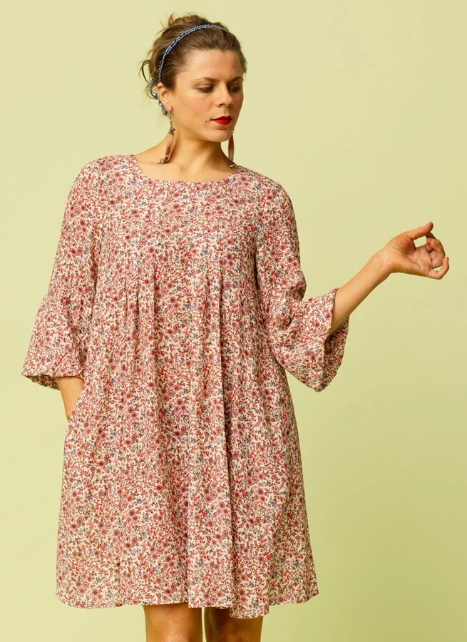 ROMA viskosklänning MiniBlom