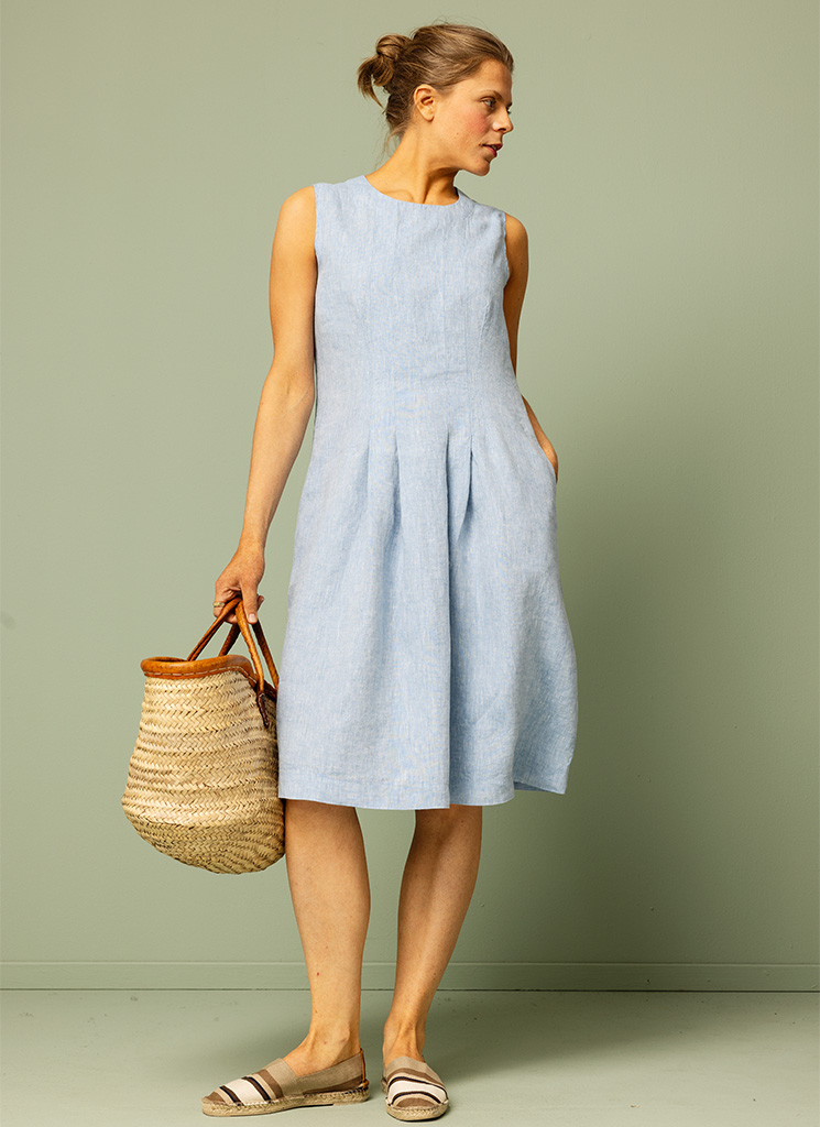 SARA linneklänning ljusblå