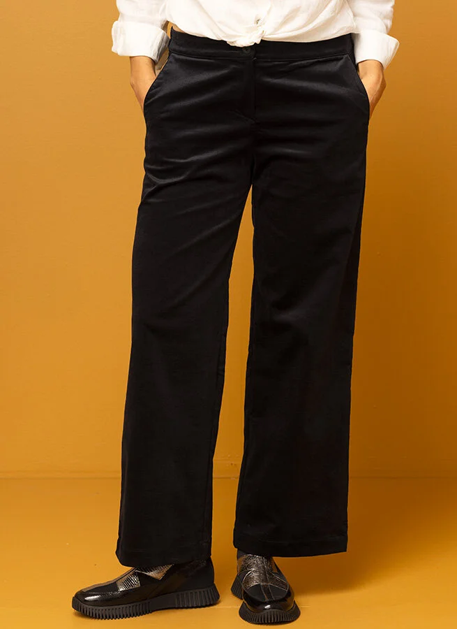 SCARLET sammetsbyxa Svart