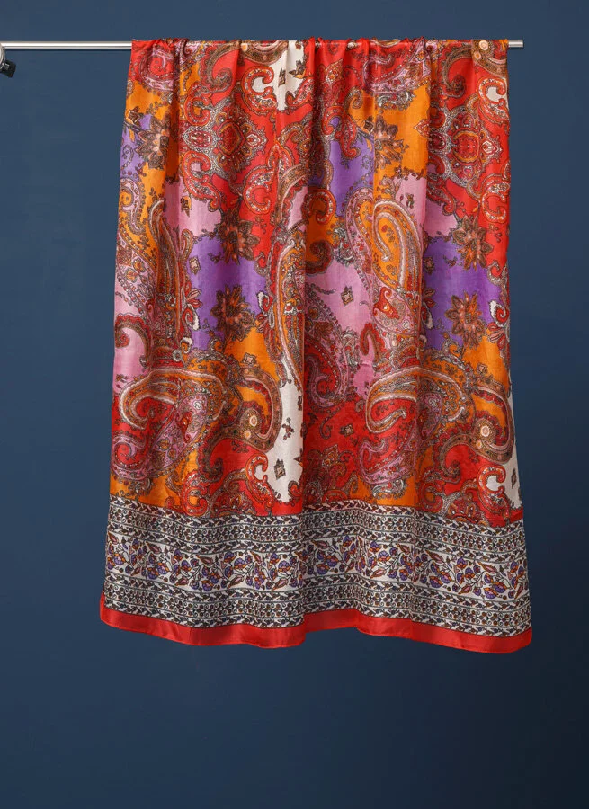 ORNAMENT röd sidensjal