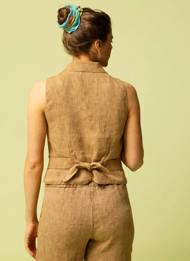 TJUGOSJÖ linneväst Fiskben hassel