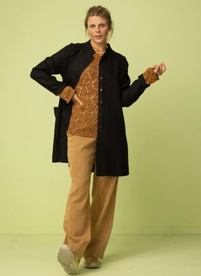 TURA linnejacka Svart