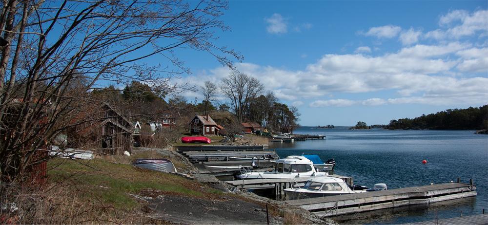 Runmarö en av de större öarna i skärgården och ett fint utflyktsmål med bra kommunikationer