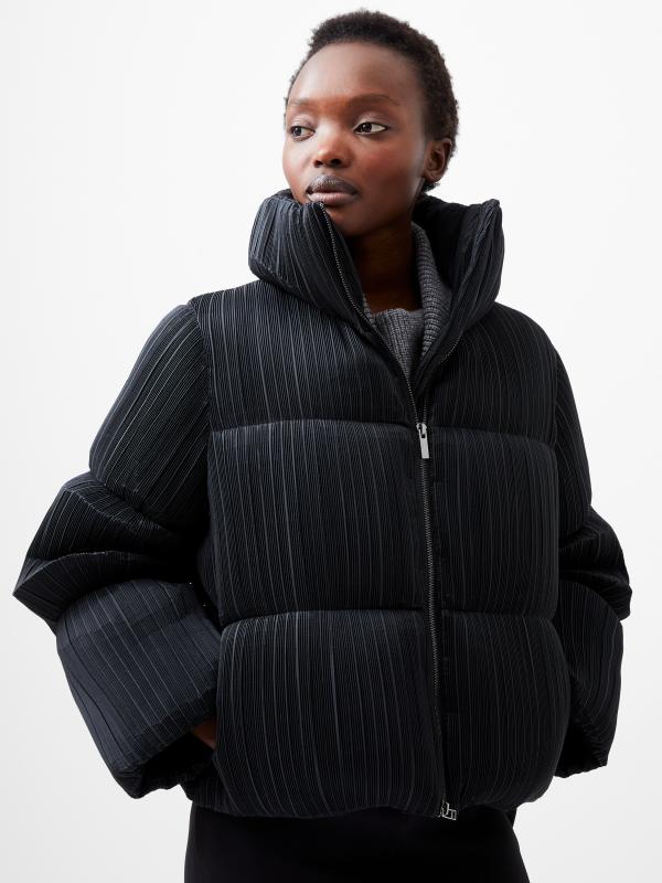 DINARA CRINKLE PUFFER BLACKOUT FRENCH CONNECTION