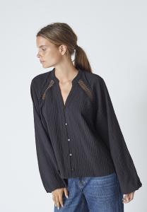 SHINACC LACE V-SHIRT BLACK CO'COUTURE