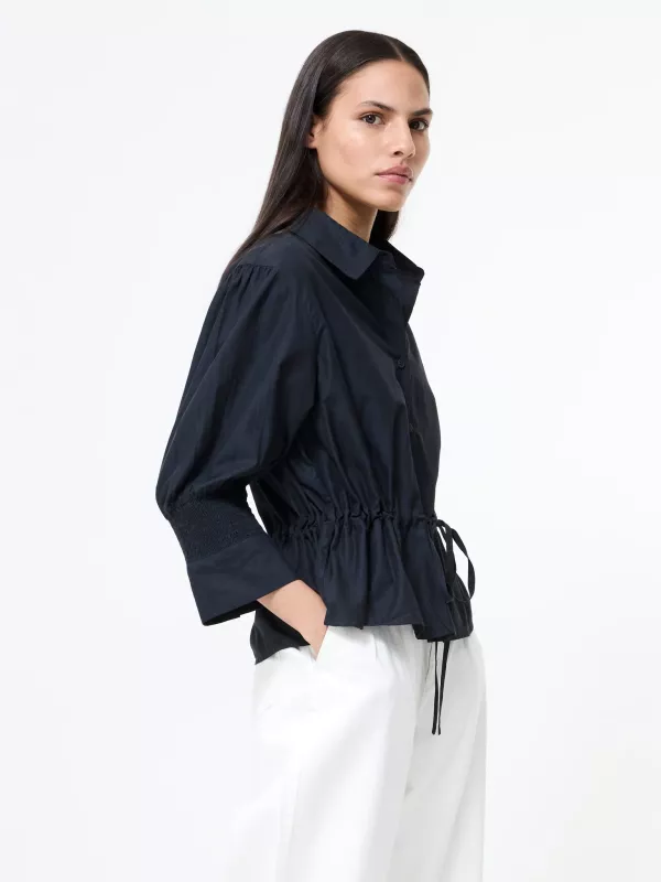 ERA POPLIN RUFFLE COLLAR TOP NAVY FRENCH CONNECTION