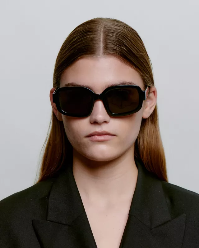 PLUTO BLACK SUNGLASSES A.KJÆRBEDE