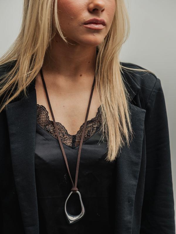 CIA LONG NECKLACE GOLD BOW19