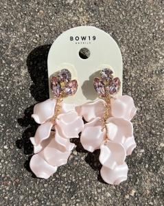 LEAF STONE EARRINGS LIGHT PINK BOW19