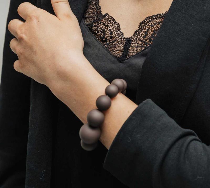 BIG BEAD BRACELET ELASTIC BROWN BOW19