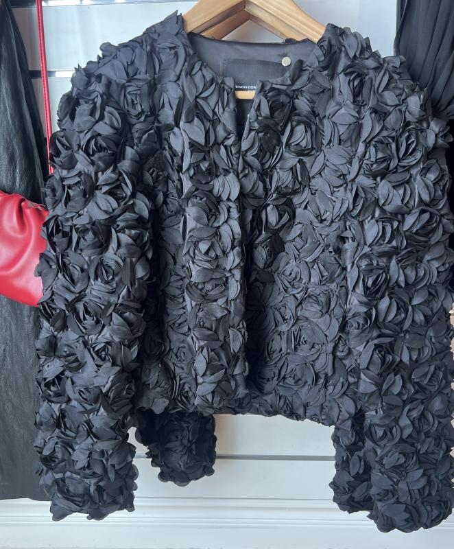 VERITY TEXTURED SHORT JACKET BLACK FRENCH CONNECTION